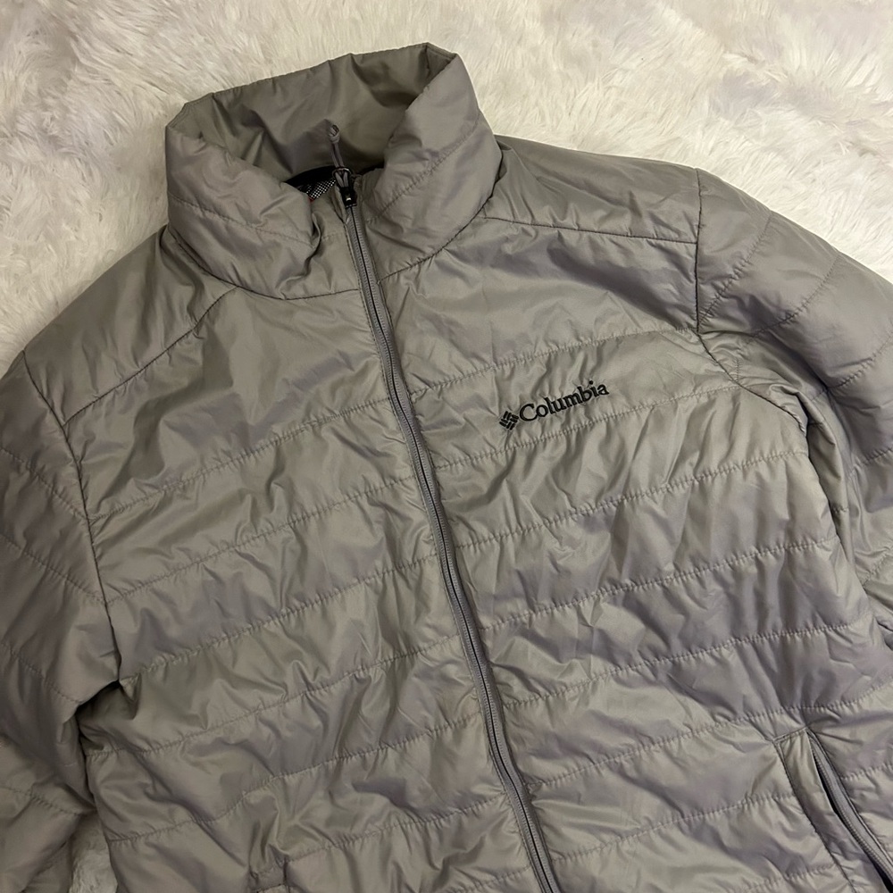 Columbia Light Gray Quilted Jacket